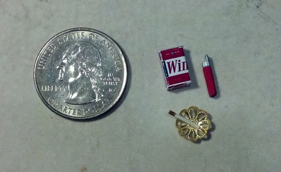 Dollhouse Miniature Cigarettes Ashtray & Lighter 1:12 scale E18 Dollys Gallery