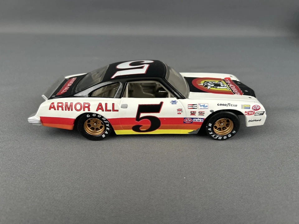 Acción personalizada escala 1/24 1976 Neil Bonnett #5 armadura todo Oldsmobile Cutlass Foto 4 de 4
