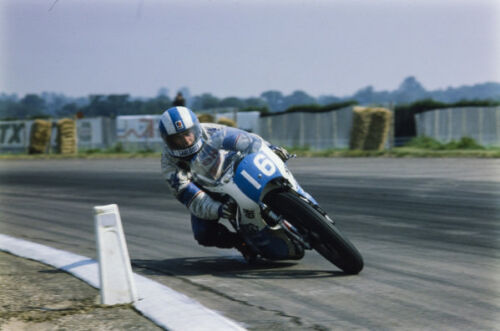 Olivier Chevallier, Yamaha Moto GP Motorcycle Racing 1975 foto antigua 2 - Imagen 1 de 1