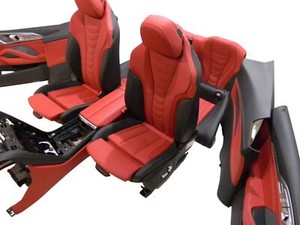 BMW 8er G15 Innenausstattung Lederausstattung Sportsitze Individ Fiona Red Black