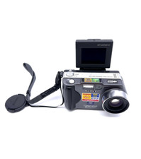 Sony Cyber-shot DSC-S30 1.3MP Digital Camera