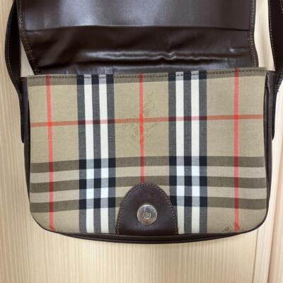 Burberry ミディアムバケットバッグ ベージュ SS25 Carryover Burberry Vintage Shoulder Bag Nova Check Beige x Dark Brown