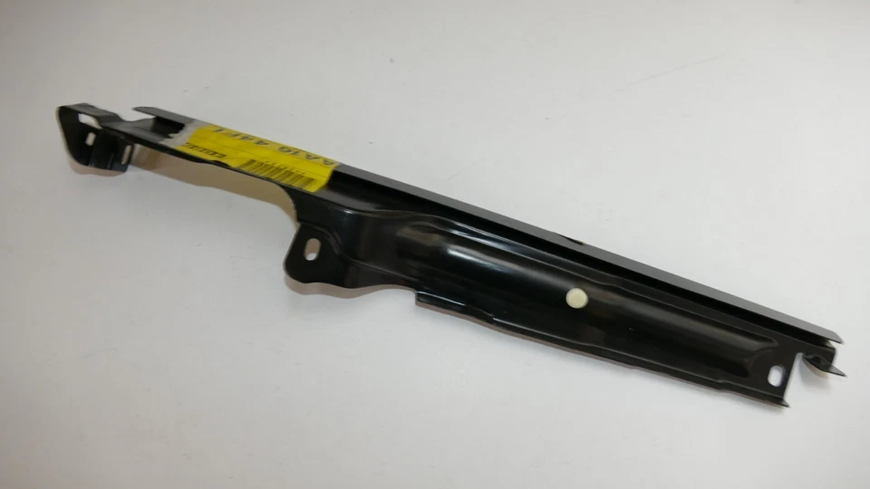 Mini Connection Angle for Rear Right Electric Window 51377111020 - Image 3 of 4