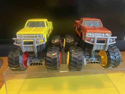 2-90 s DODGE 4x4 PICKUPS USED 1/43 MOTOR MAX 5.5  LONG RARE HARD TO FIND Lot 43
