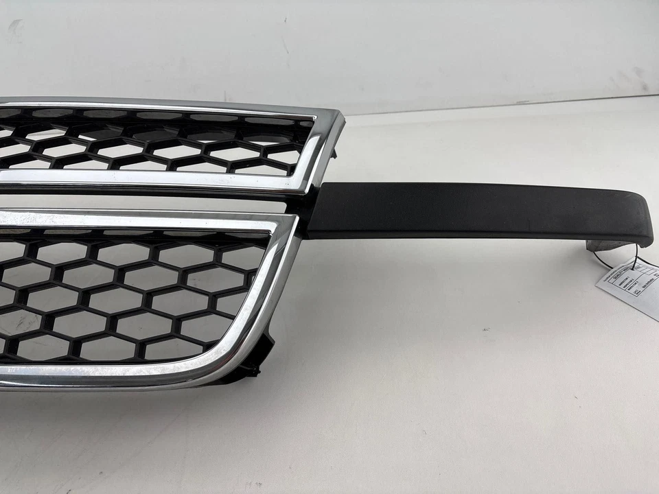 Решетка переднего верхнего бампера для Chevrolet Silverado 1500 2006-2007 годов выпуска от оригинального производителя - Изображение 2 из 4