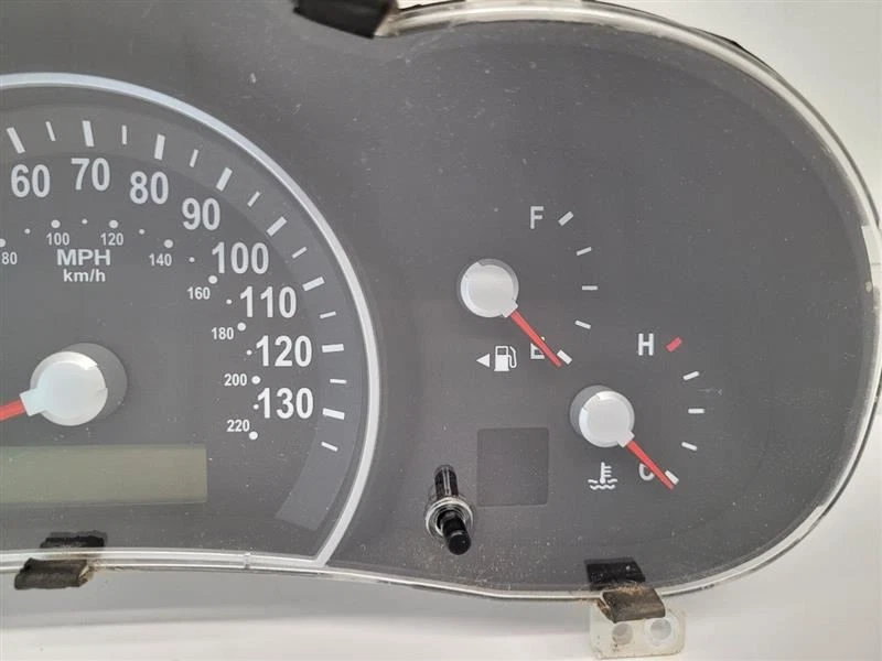 2008 09 10 2011 KIA SEDONA Speedometer Cluster MPH 940014D326  - Image 2 of 4