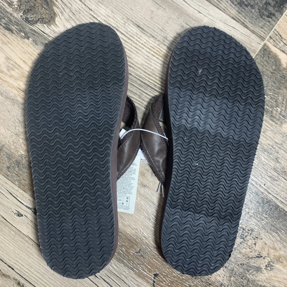 Nuevas Sandalias Chanclas con Etiquetas OLD NAVY Para Hombre Imitación Cuero Marrón Oscuro Talla 6-7 Foto 3 de 4