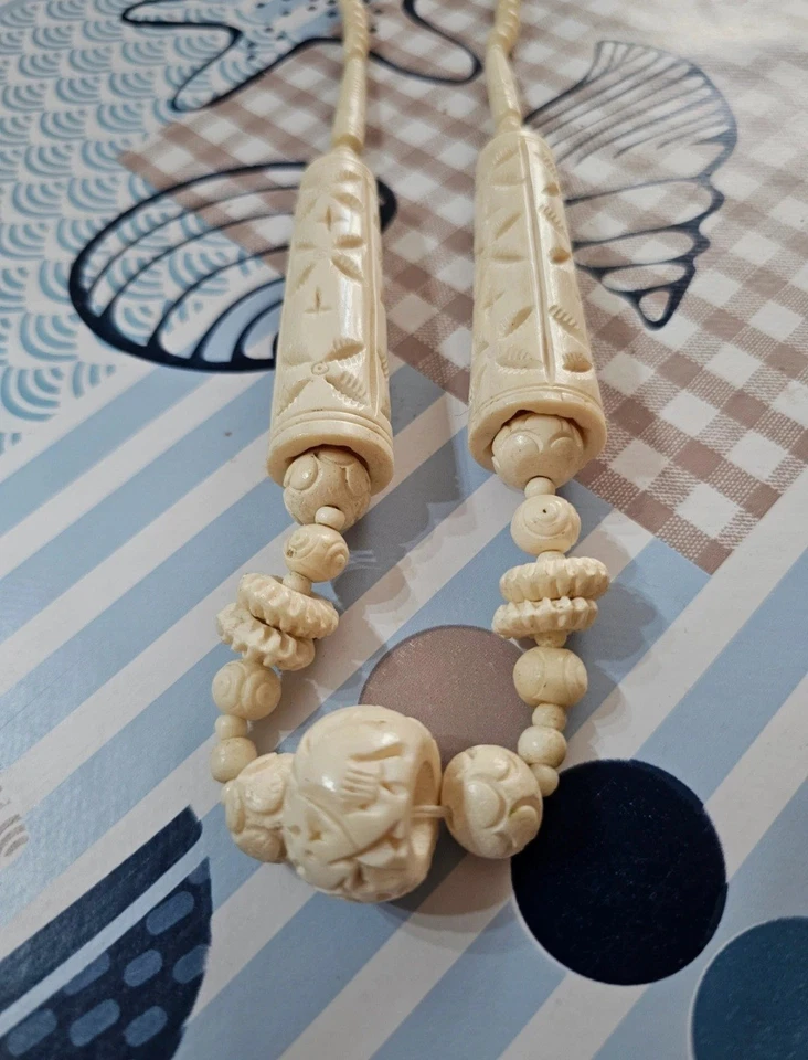 Collana Vintage  In Osso , Lavorata A Mano - Immagine 2 di 4