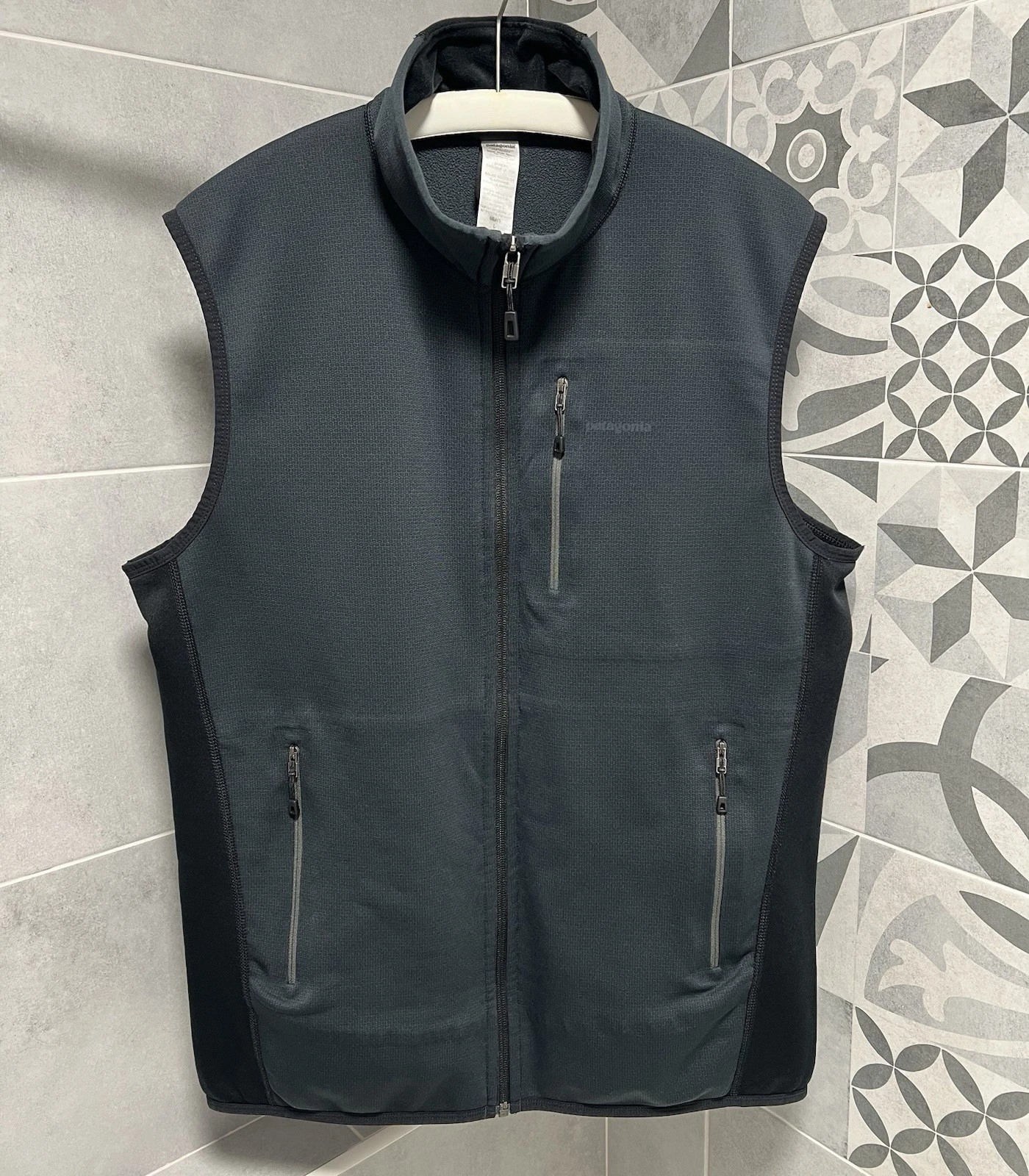 Men's Patagonia Piton Hybrid Polartec Fleece Vest Jacket Gray Black Size L