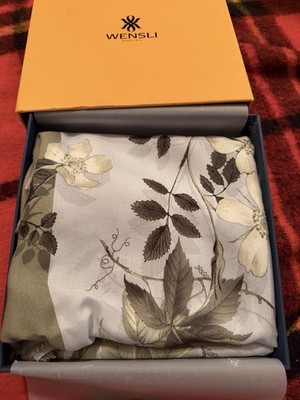 BRAND NEW WITH TAGS Wensli Silk Scarf Blooming Flower Gorgeous Floral Leaves