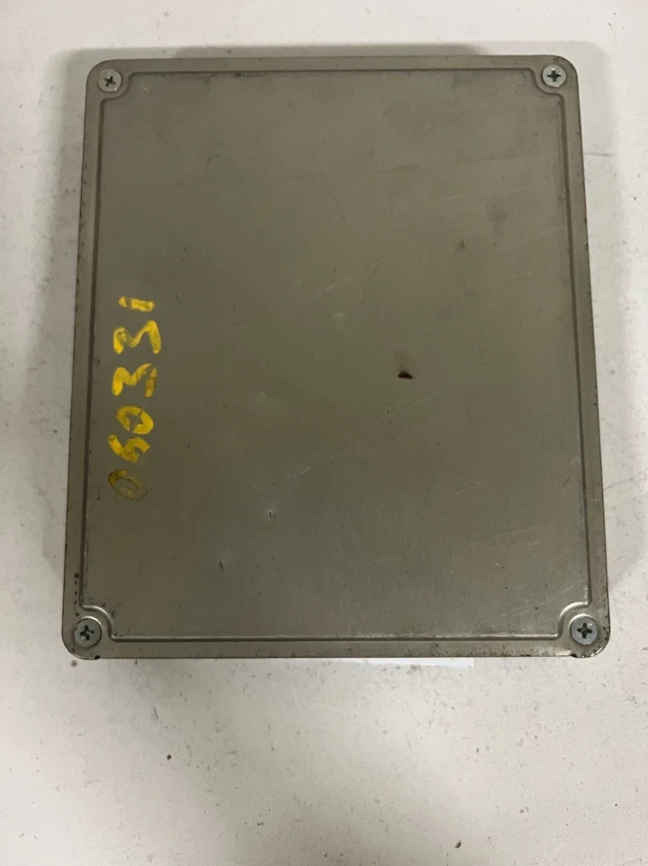 Unidad de control del motor Toyota Tercel MT 1995-1996 ECU 8966116340 Foto 3 de 3