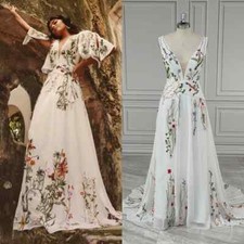 Boho Embroidered Flower Lace Wedding Dresses backless Sweep Train Bridal Gowns