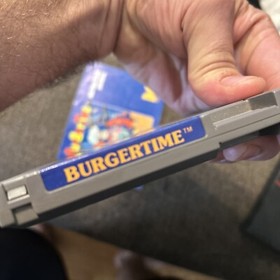 Burger Time with instructin manual and nintendo sleeve (NES, 1987)