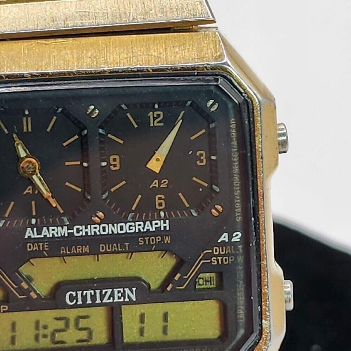 Vintage CITIZEN Quartz 8984-086503 Ana-Digi Chronograph Men Vintage CITIZEN Quartz 8984-086503 Ana-Digi Chronograph Men