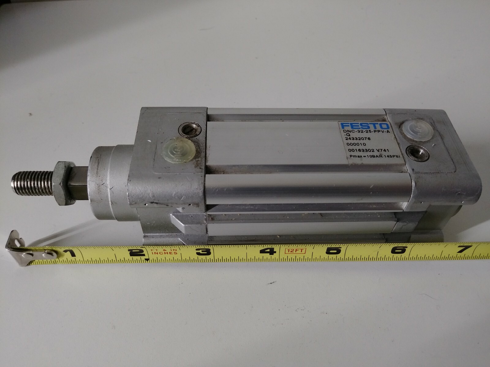 Festo pneumatic cylinder. 32MM x 25MM. DNC-32-25-PPV-A-Q pmax 10 bar 145 psi.