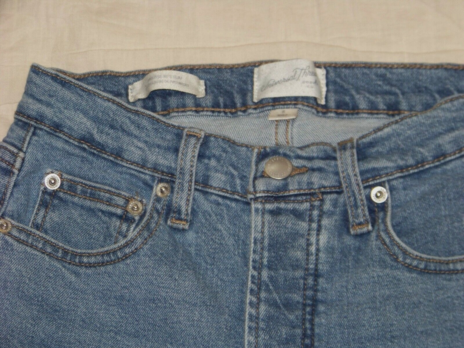 Universal Thread Button Fly Jeans - Size 6 - Mid-… - image 4