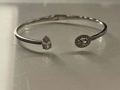 Swarovski Kristall Open Cuff Armband/Armreif Silber Rhodium Oval Heiligenschein