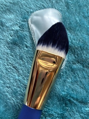New! KIKO MILANO Fall 2.0 Collection Luxury Foundation Single Makeup Brush