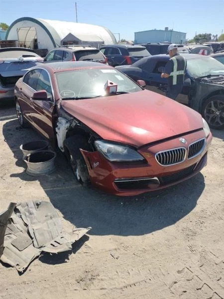 BLACK CENTER CONSOLE ASSEMBLY 2013-2019 BMW 640I Foto 3 de 4