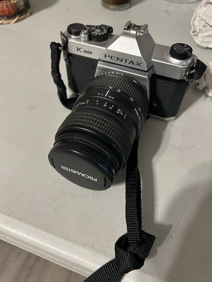 Pentax K1000 35mm SLR Film Camera With 70-210mm Lens And Strap.