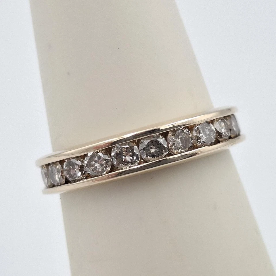 14K Yellow Gold Channel-Set Round Natural Diamond 4mm Wedding Band Ring sz 6.25 - Image 3 of 4