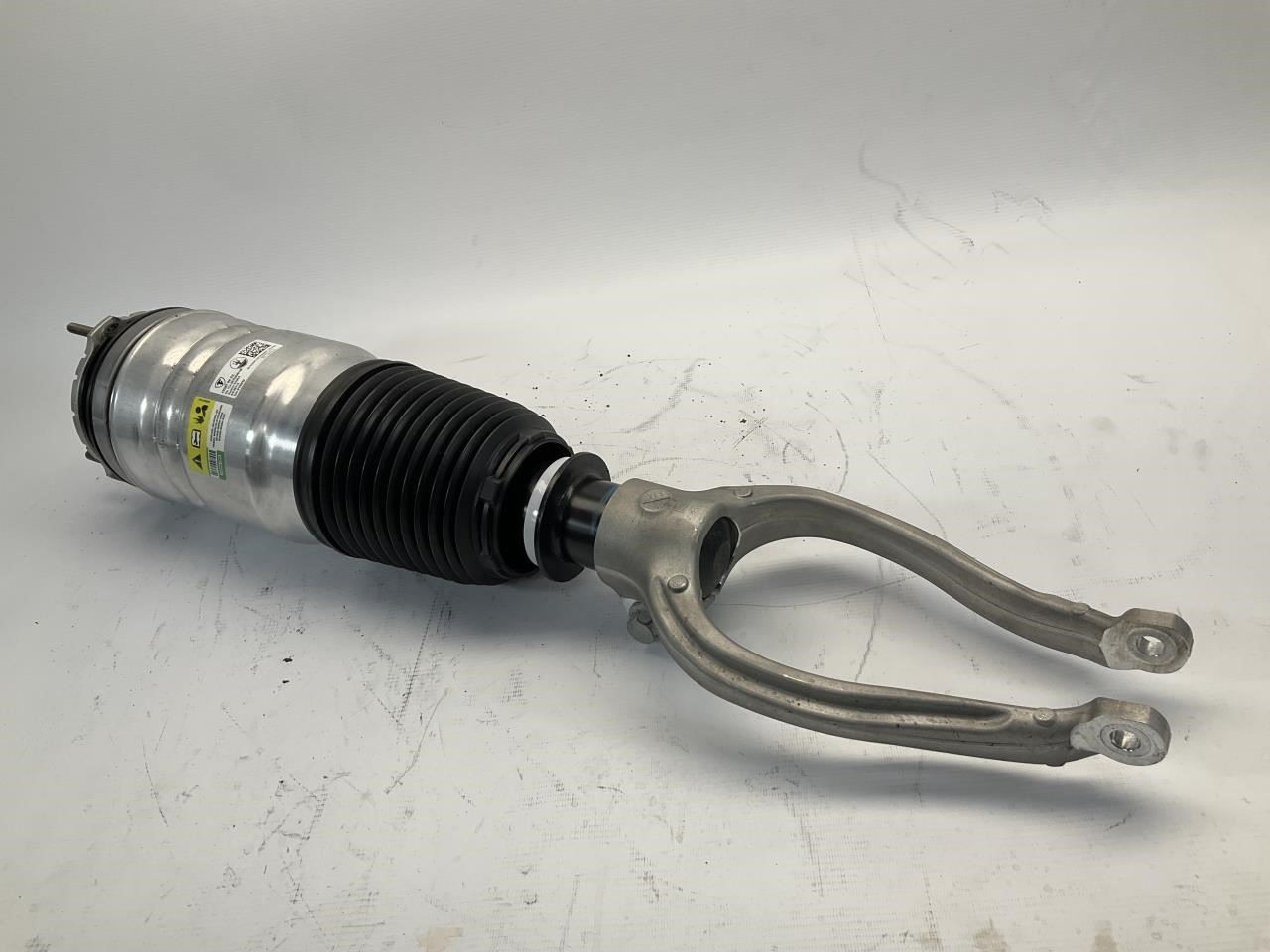 23-24 Maserati GranTurismo M189 Front Right Passenger Strut Shock Absorber Q