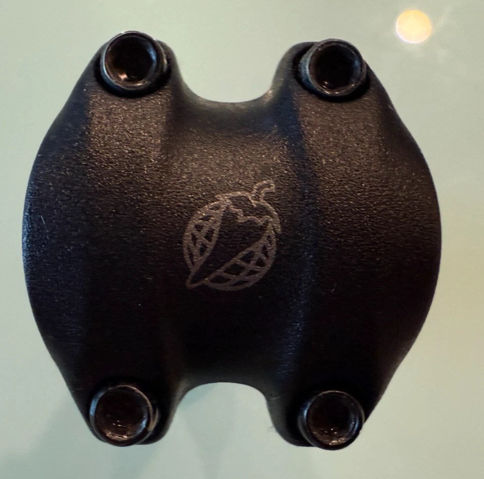 Vástago guía de salsa 100 mm ±6° - Abrazadera 31,8 / Dirección 11/8 - Negro - Excelente Foto 3 de 4