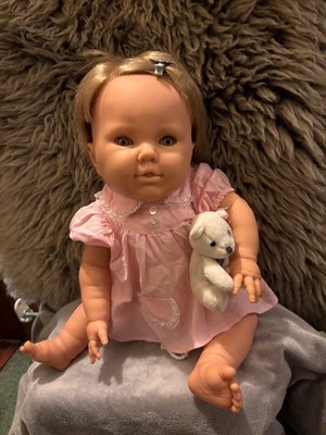 Seltene Vintage Berjusa Babypuppe - gelenkig, gedrehte Taille. ?First Love Interest?