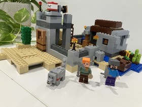LEGO Minecraft: The Desert Outpost (21121) No Box No Manual