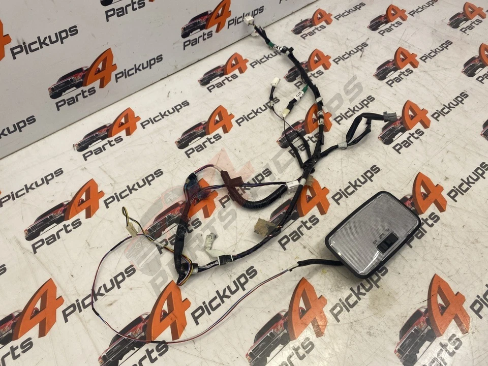 Toyota Hilux Invincible X 2016 luz interior con telar 2016-2024 Foto 2 de 4