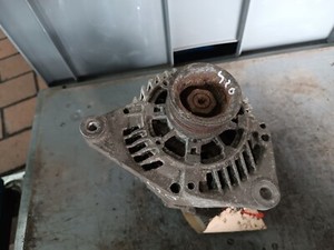 Original VW Passat 3B Audi A4 B5 90A Lichtmaschine Generator 058903016E