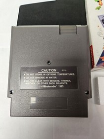 The Bugs Bunny Crazy Castle NES ( 1989) w/ Box, Cart & Foam Insert. No Manual 