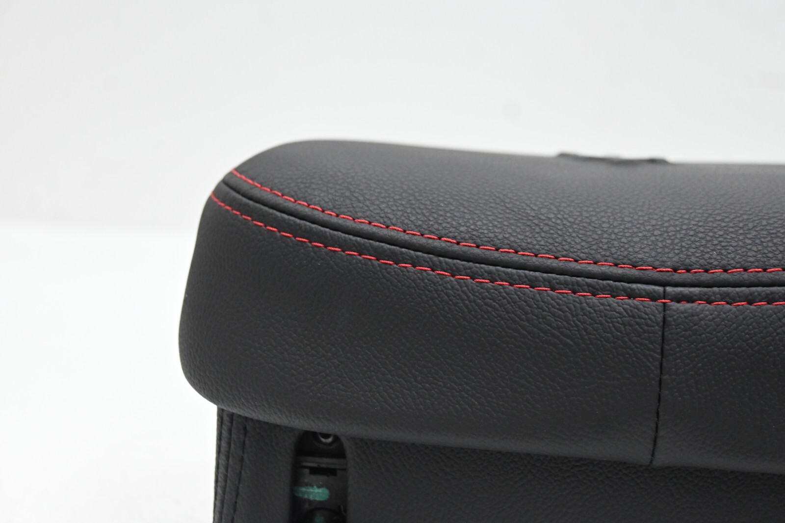 ⭐ 14-22 Maserati Ghibli Front Seat Headrest Restraint Leather Trim Black Oem