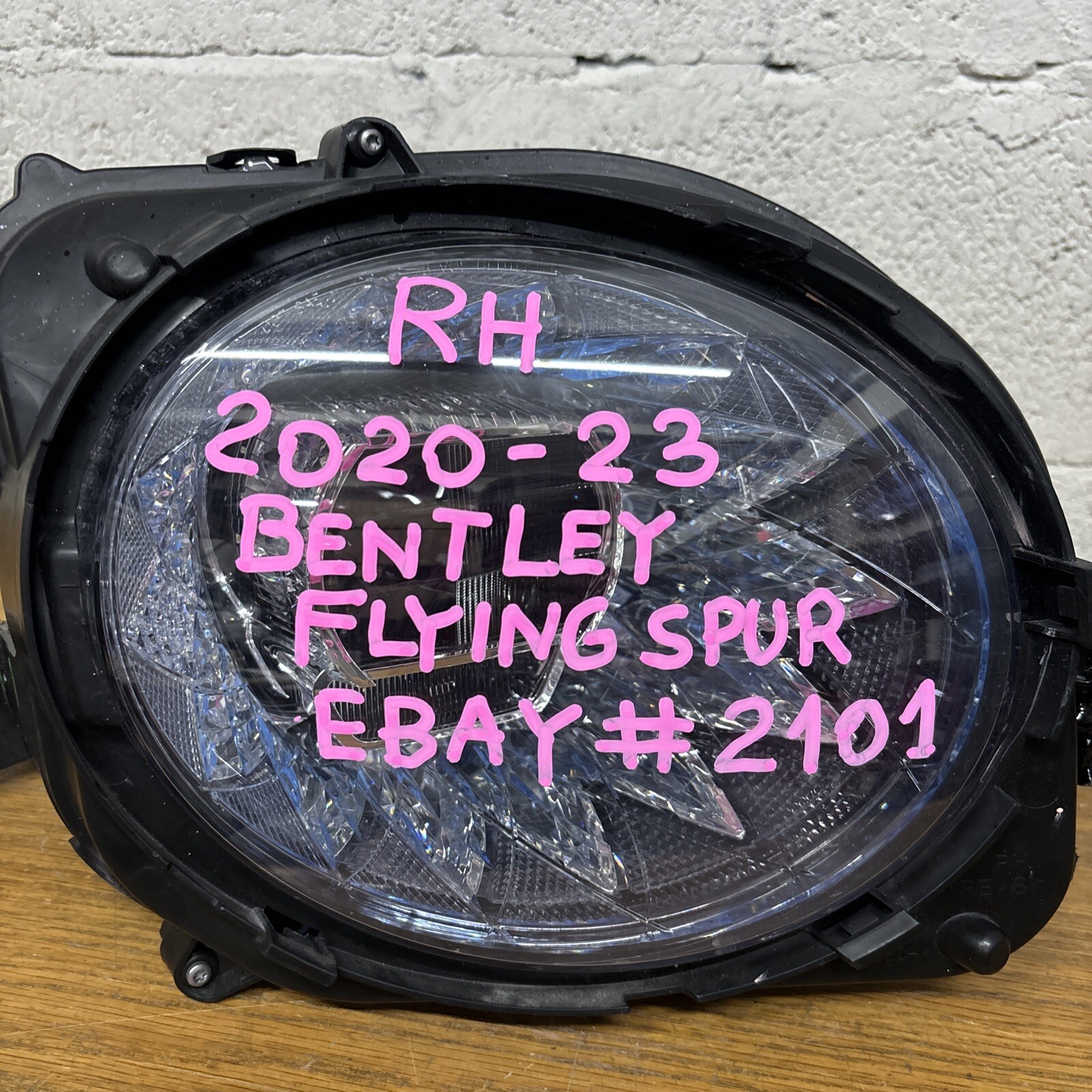 2020-23 BENTLEY FLYING SPUR LED RIGHT HEADLIGHT 3SE941006AB #2101