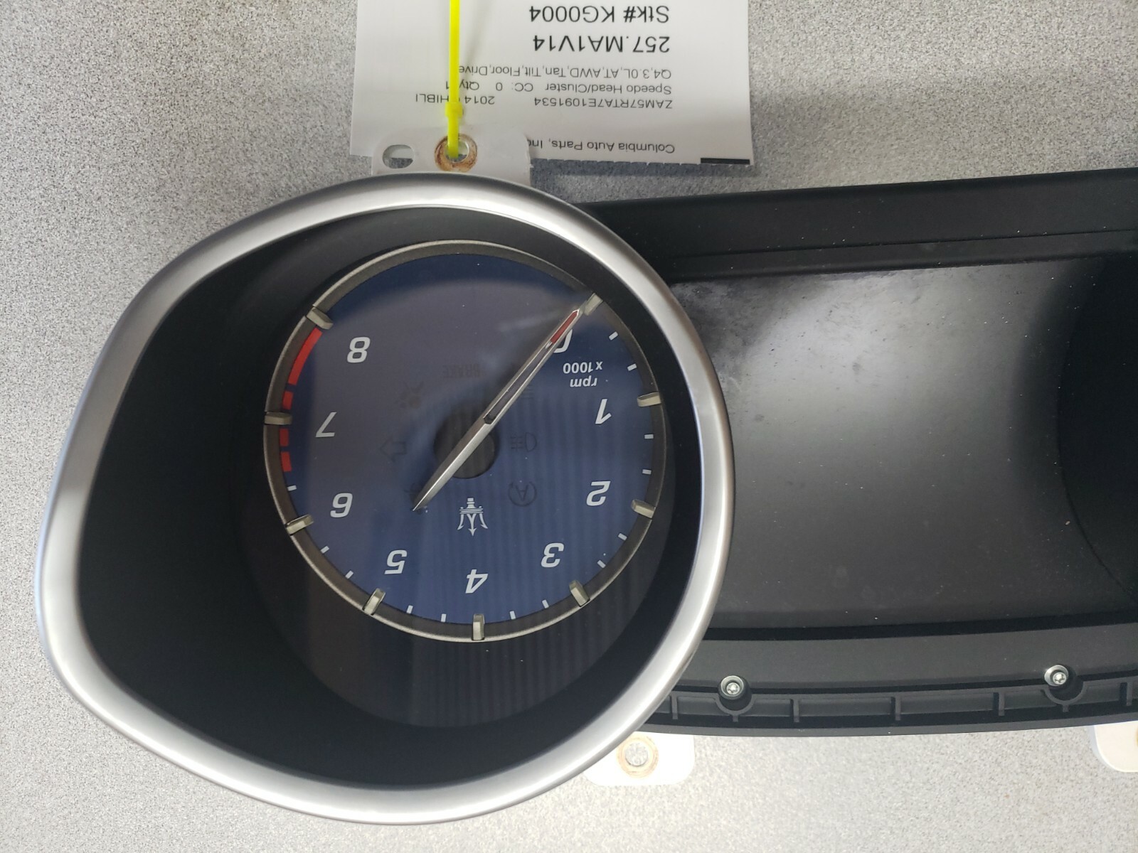 2014 Maserati Ghibli speedometer cluster 