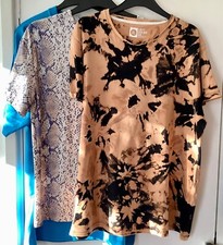 3 MENS XL T SHIRTS. SHORT SLEEVE. BLUE,MULTI. EXCELLENT CONDITION.