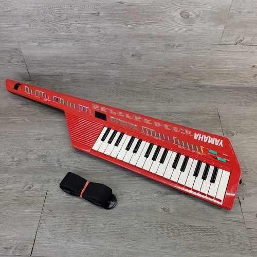 Yamaha SHS-10 R Red Digital Shoulder Key Midi Synthesizer Keyboard FUNKTIONIERT