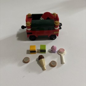 LEGO 40138 2015 Christmas Train Limited Edition Holiday Set Complete