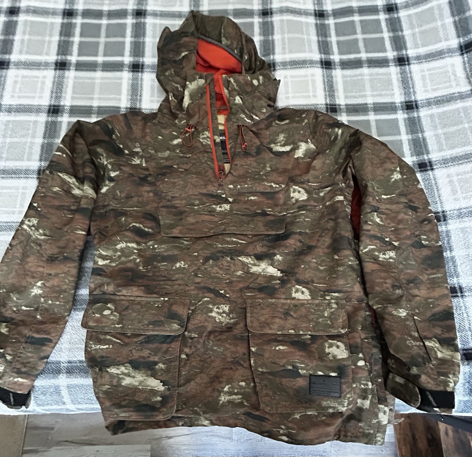 O&rsquo;Neil Snowboard Anorak Large Tiger Stripe Insulated