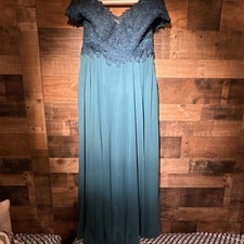 Teal Lace Short Sleeve Mother of the Bride Dress Formal Gown
