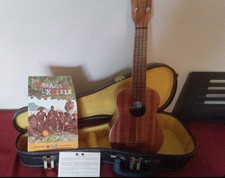 Kamaka Ukulele With Hard Case Made In Honolul...