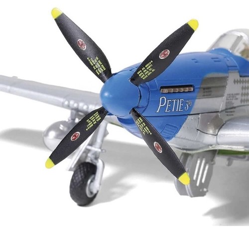 Forces Of Valor 812013A 1/72 Mustang P-51D 487 SQN 1944 Lt. Col. J C Meyer - Picture 6 of 11