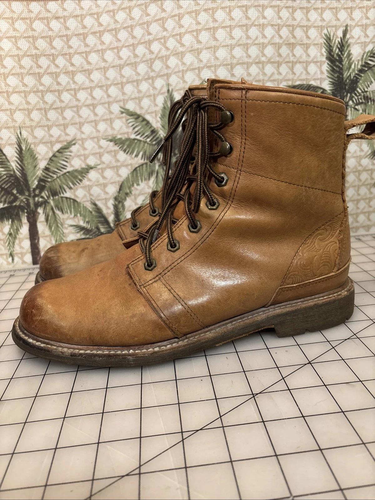 OLUKAI Mauna Kea Brown Embossed Leather Hiking Gorpcore Side Zip Boots Mens 10 M