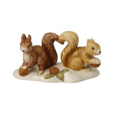 GOEBEL Winterwald "Eichh&ouml;rnchen auf Futtersuche" - 66704481