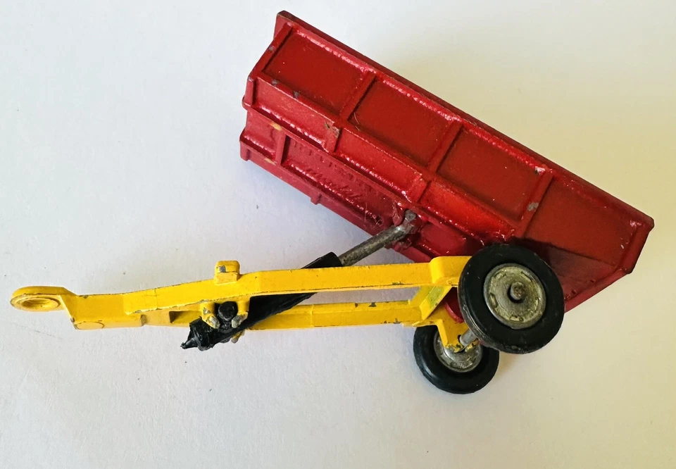 Remolque de heno Husky Models Farm Tipper #8 #58 Gt. Gran Bretaña (Propina 1:64) Foto 4 de 4