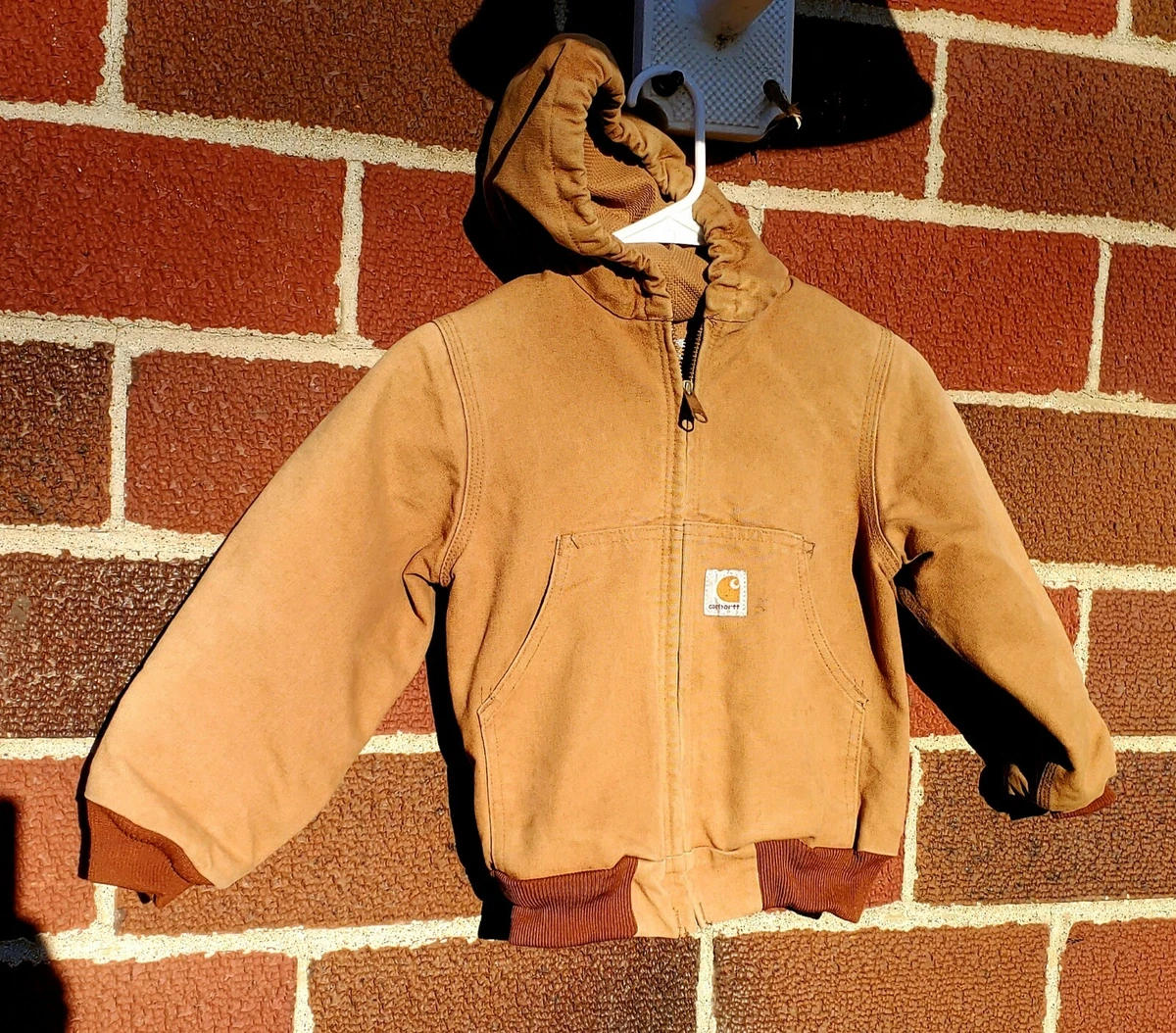 Carhartt jacket top for youth
