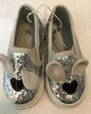 Capelli Bunny Shoes. Ears/Black nose. Silver glitter. Size Toddler 5. New No Box
