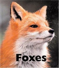 Foxes (Naturebooks) by McDonald, Mary Ann