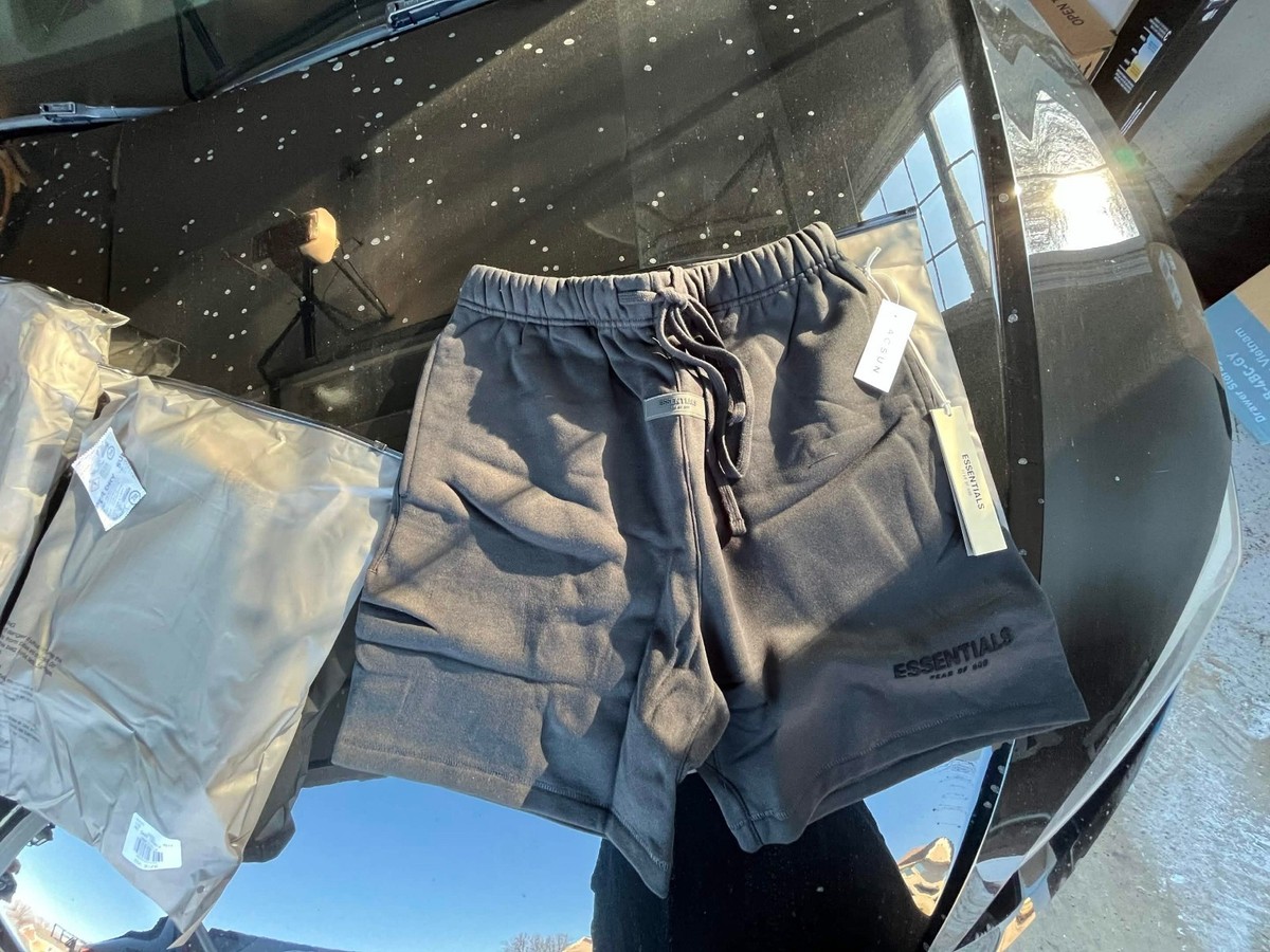 Essentials Fear Of God Shorts - AUTHENTIC ✓ - All Sizes and