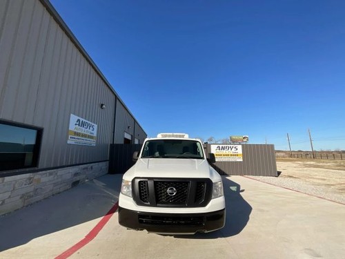 2016 Nissan NV2500 S Van 3D